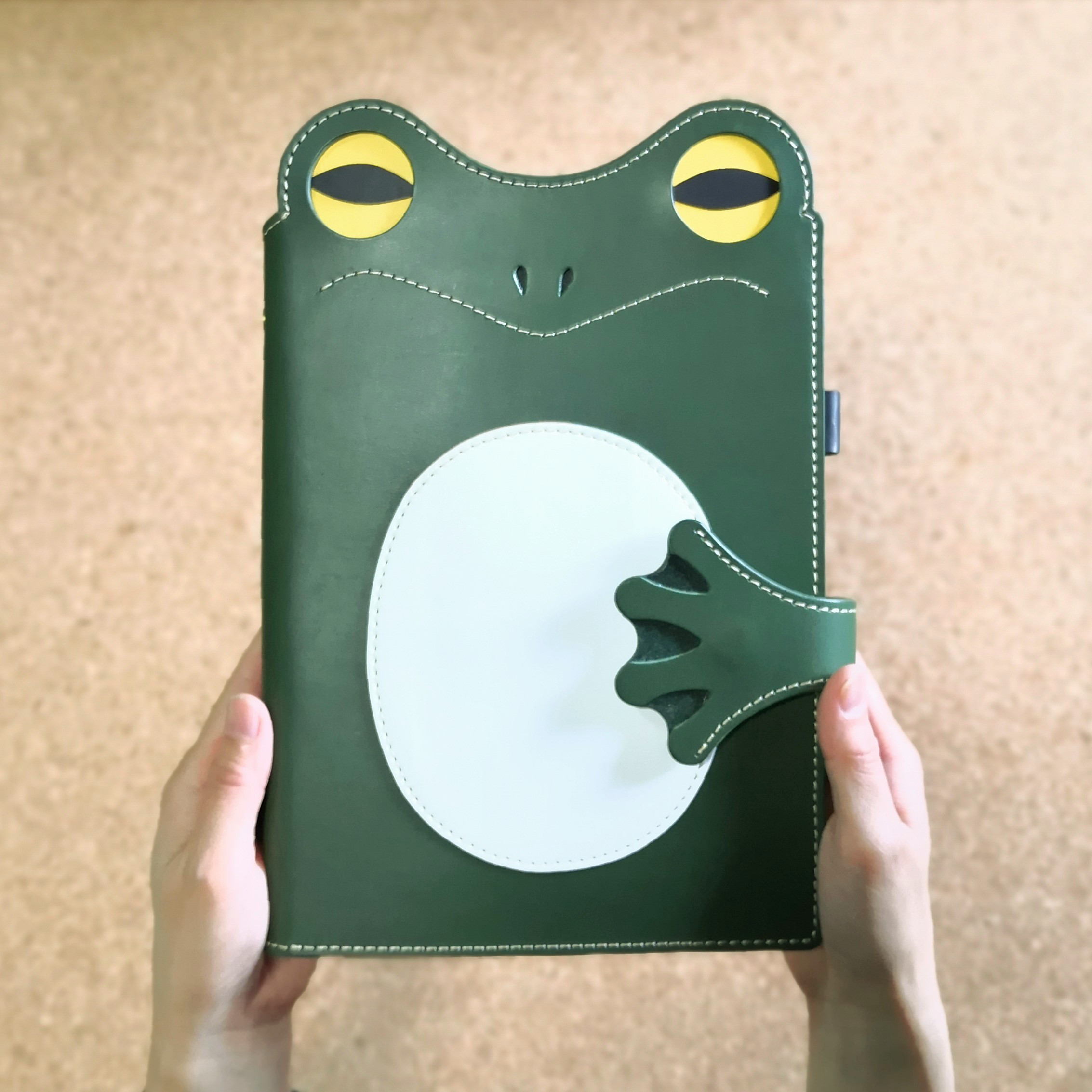 半目カエルのシステム手帳＊ダイアリー＊６穴 バインダー (ミニ or バイブル or A5サイズ)