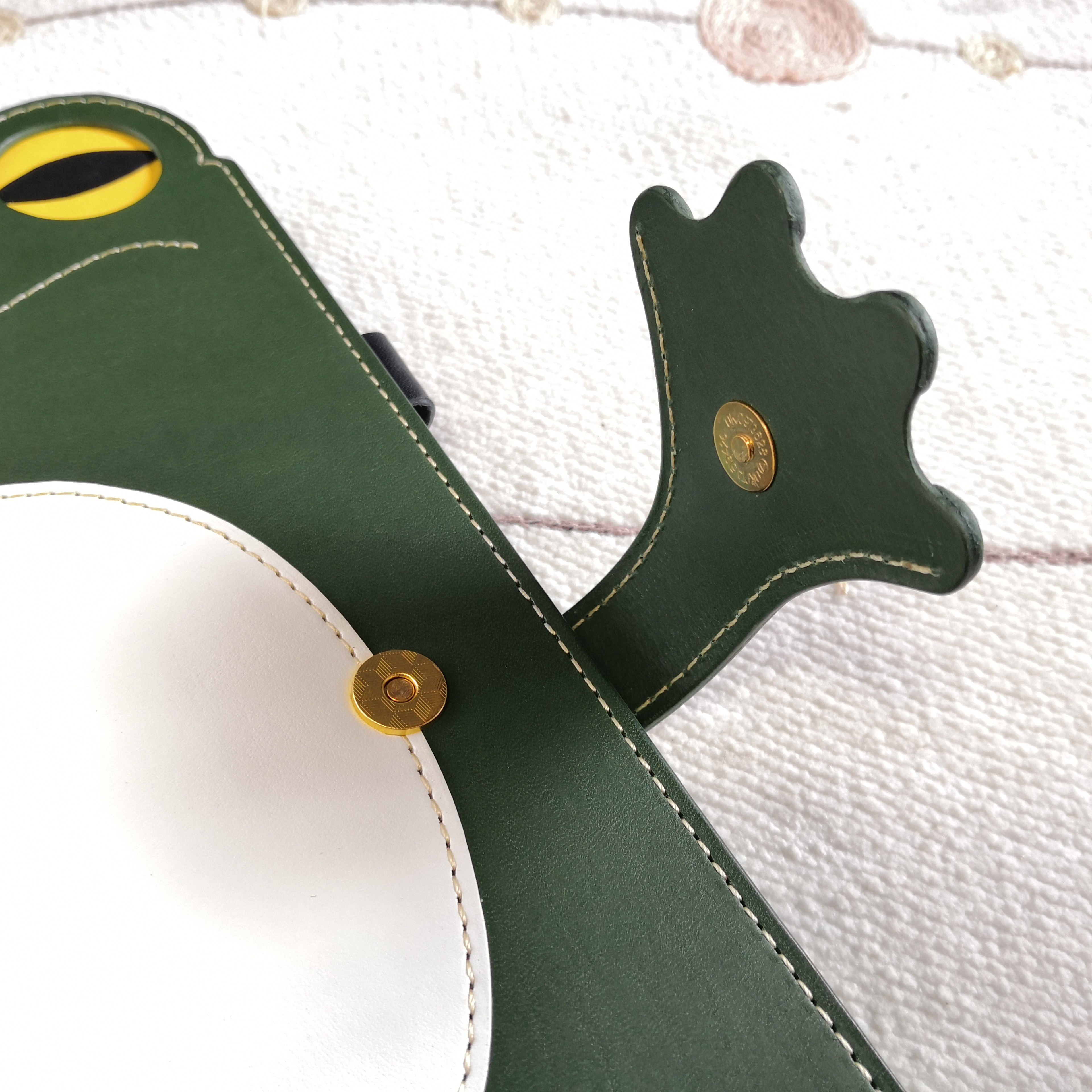 半目カエルのシステム手帳＊ダイアリー＊６穴 バインダー (ミニ or バイブル or A5サイズ)