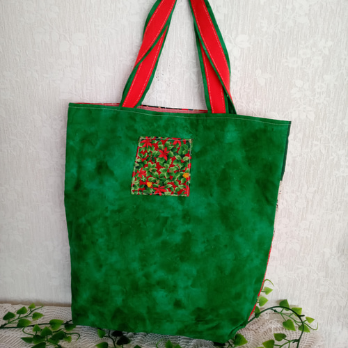 クリスマスカラー☆パッチワーク☆トートバッグ☆ハンドメイド トート