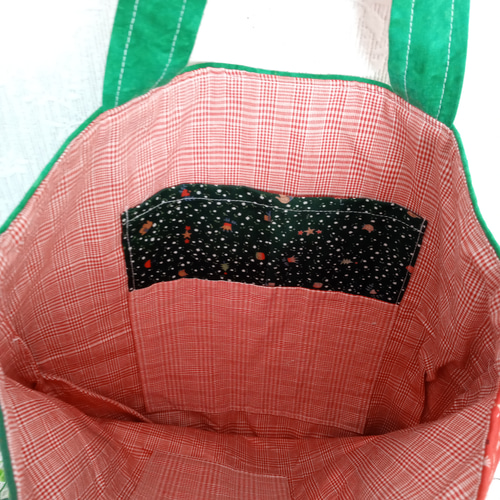 クリスマスカラー☆パッチワーク☆トートバッグ☆ハンドメイド トート