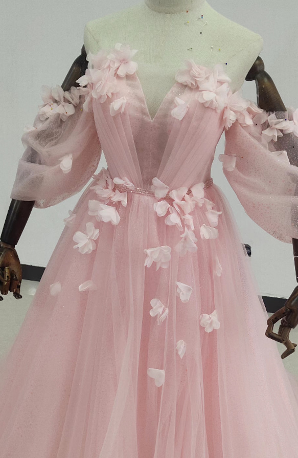 美品！ピンク 憧れのドレス ソフトチュール ベアトップ 小花 オフショルダー 花嫁/披露宴 2枚目の画像