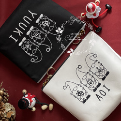【ポーチ】【名入れ】 刺繍 クリスマス 白 黒 サンタクロース プレゼント ギフト 名前 オーダーメイドsanta01 10枚目の画像