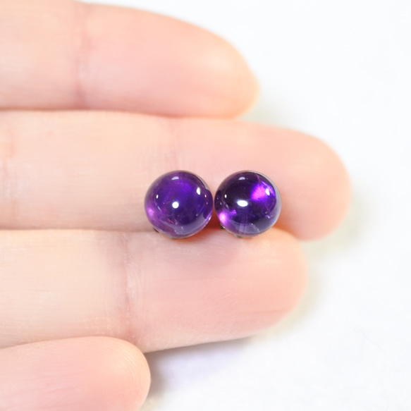 （1 件）紫水晶耳釘，8 毫米（鈦柱） 第4張的照片