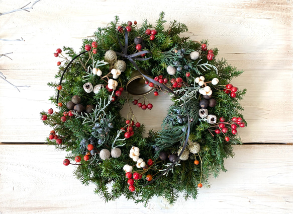 22.クリスマスリース クリスマスリース 32cm リボン まつぼっくり Mサイズ Champagne