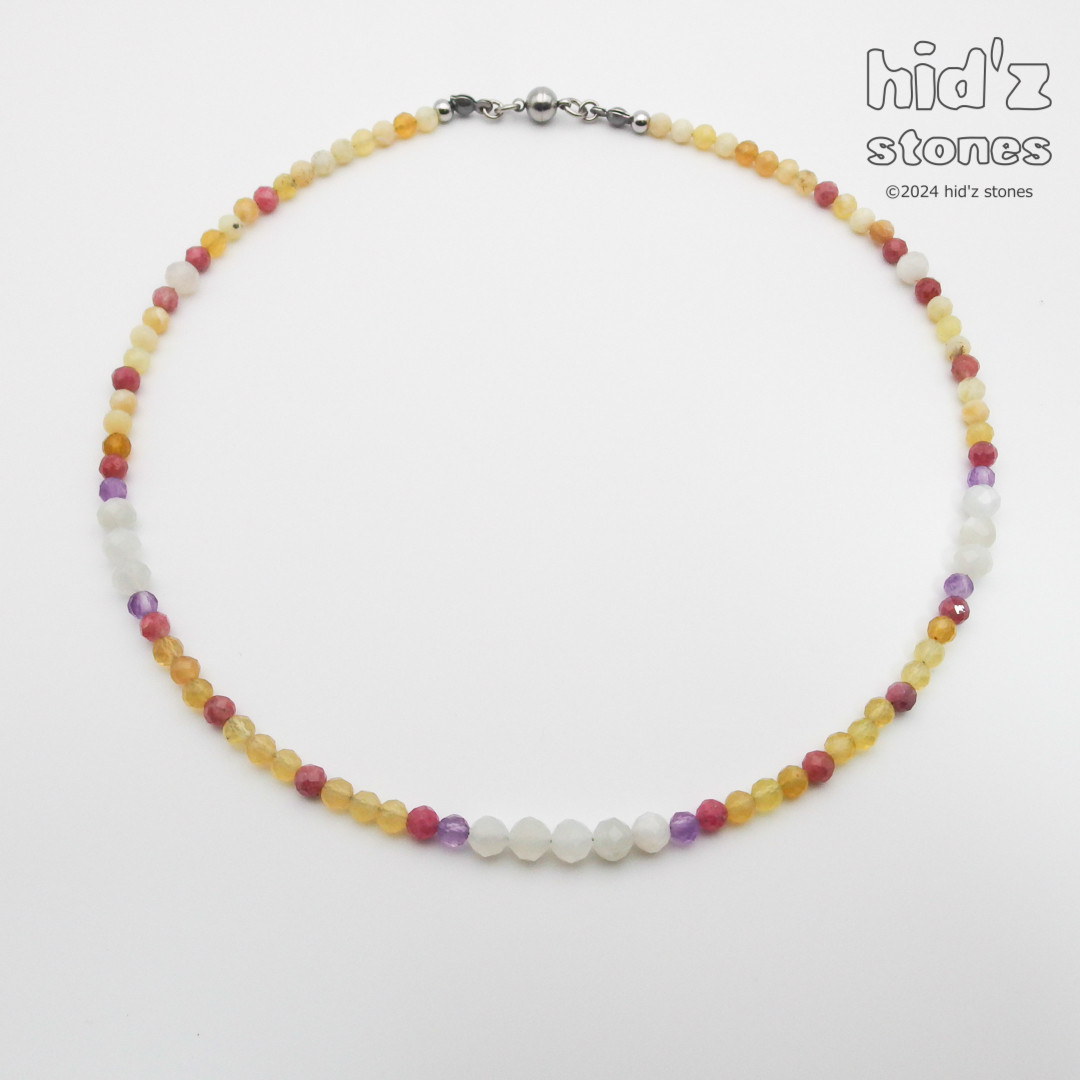 ◆一点もの天然石ネックレス:MSCm-007【マグネットクラスプ】ムーンストーン・ロードナイト・イエローオパール