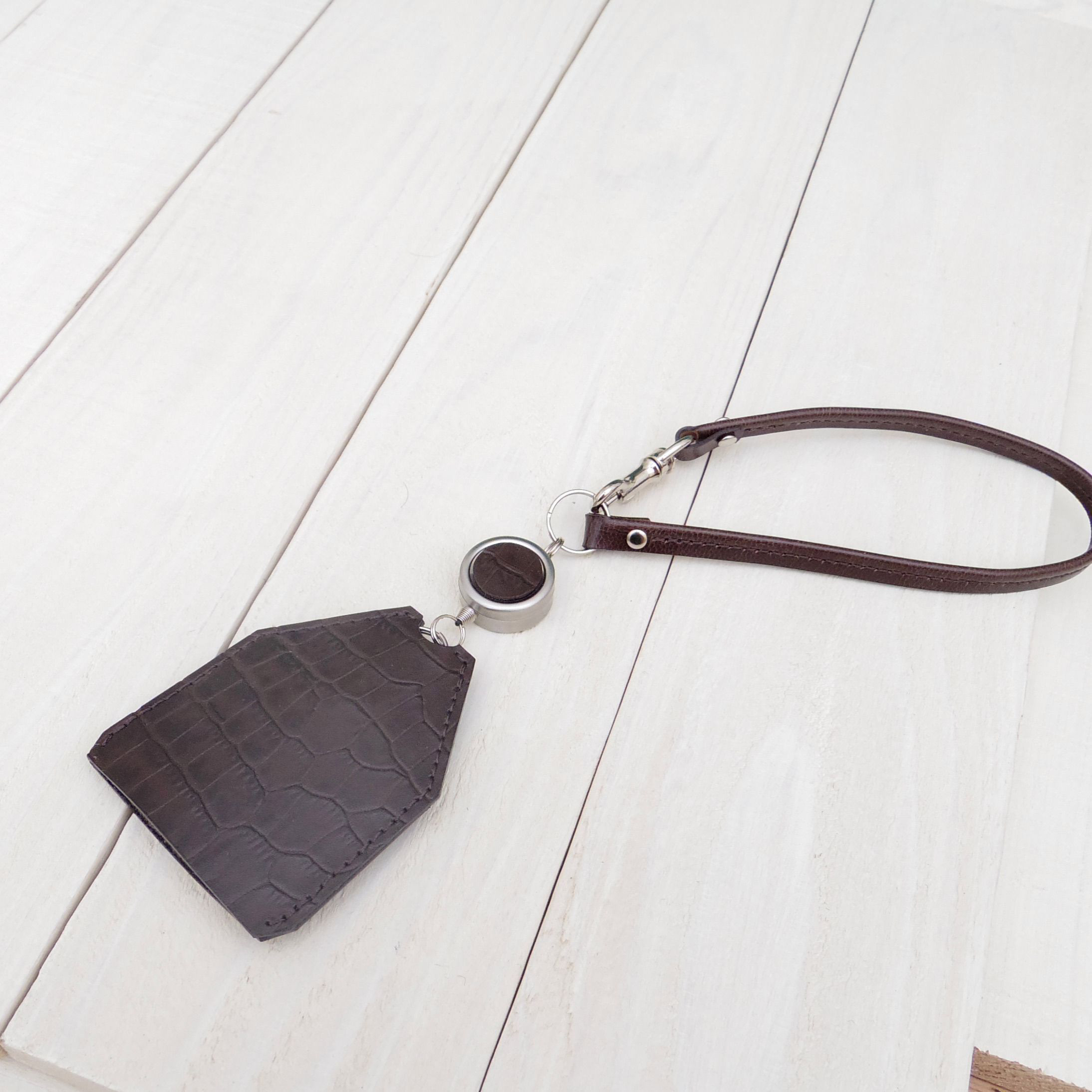 牛革リールキーカバーＬ＜クロコ＊型押し＊ブラウン＞