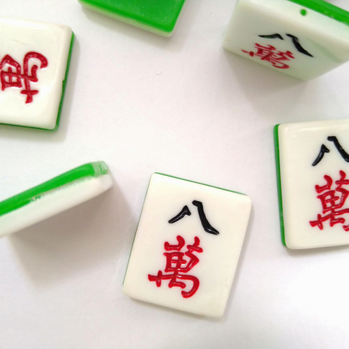 麻雀牌(八萬)パーツ 白×緑 アクリル 樹脂 パーツ 送料無料 麻雀牌(八萬)パーツ 白×緑 アクリル 樹脂 パーツ 送料無料