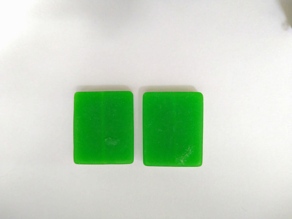 麻雀牌（八萬）パーツ　白×緑　アクリル　樹脂　パーツ 4枚目の画像