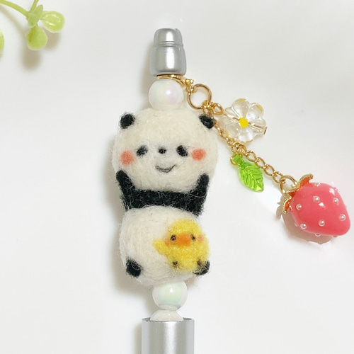 ♡えへへ♡はにかむ笑顔のおもちパンダちゃん♡羊毛フェルト カスタム