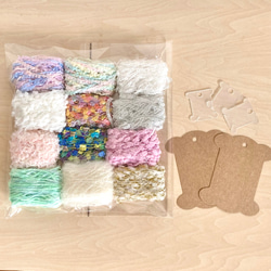 ぺたんこ素材糸セット ≪A≫　5g×12種類＆糸巻きのオマケつき 1枚目の画像