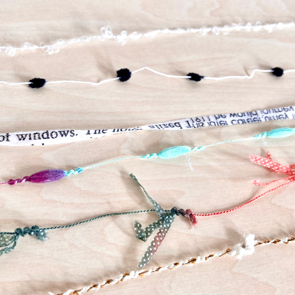 ぺたんこ素材糸セット ≪B≫　5g×12種類＆糸巻きのオマケつき 3枚目の画像