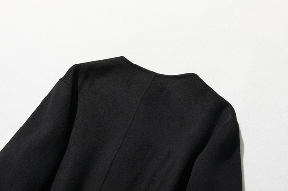 フォーマルからカジュアルまで合わせやすく　ノーカラーウールコート　ブラック231105-2 9枚目の画像
