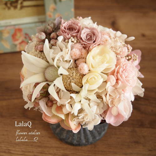 ブリキのフラワーアレンジメント/プリザーブドフラワー プリザーブド