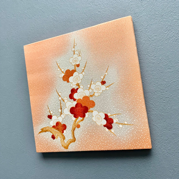 着物のファブリックパネル　輝くオレンジに咲く梅　着物リメイク　インテリア　和モダン　古民家　正月飾り　壁飾り　 1枚目の画像