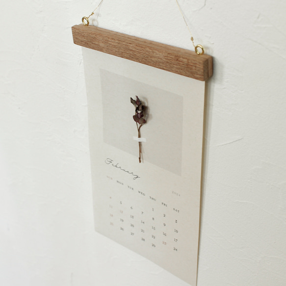 【早割】木製バー付き ドライフラワー カレンダー 2024 植物標本 壁掛け 12枚目の画像