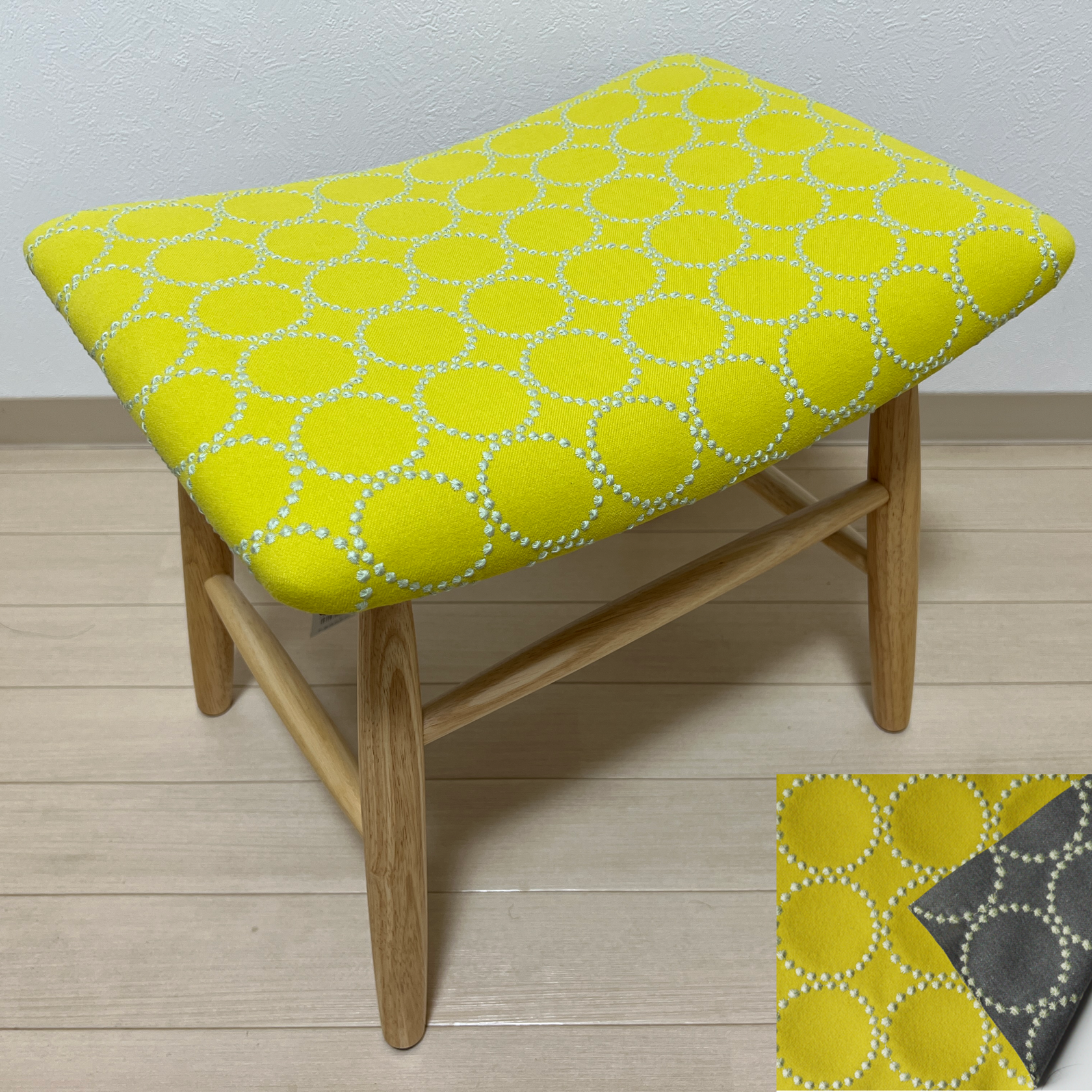 ミナペルホネン スツール タンバリン 丸脚 【イエロー/グレー】 椅子 ハンドメイド チェア dop生地 オットマン