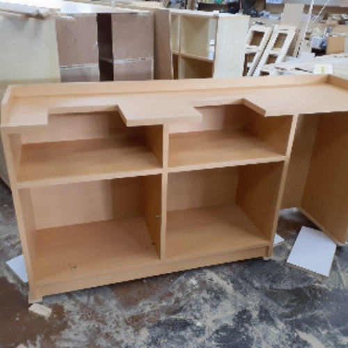 なんでもつくる家具屋 建具・店舗什器オーダーページ 紹介文お読み 
