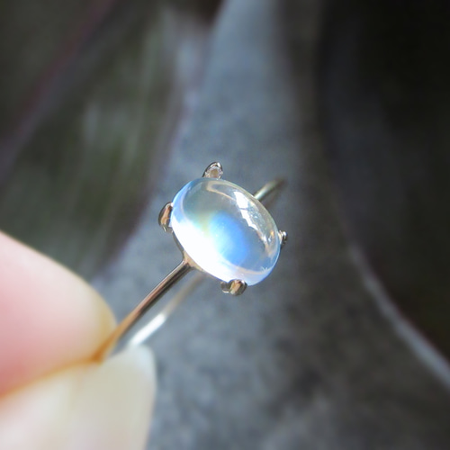 K10【美粒】6×4mm高品質「レインボームーンストーン」リング 指輪