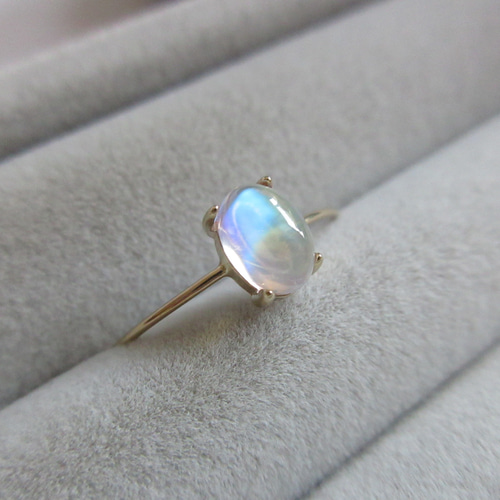 K10　YG　9号　アイオライト　オパール　レインボームーンストーン　リング K10【美粒】6×4mm高品質「レインボームーンストーン」リング 指輪