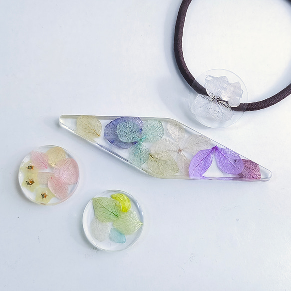 福袋SALE 〜紫陽花のおはじきピアスとヘアゴム3点セット〜 勿忘草 