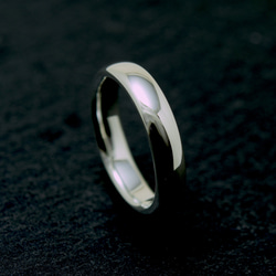 Sleek Ring / 4mm Silver ring カスタムオーダー制作/ 受注製作シルバーリング　甲丸形状 1枚目の画像