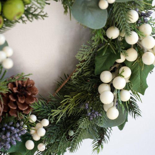 クリスマス～ヒイラギと針葉樹のナチュラルリース フェイクグリーン