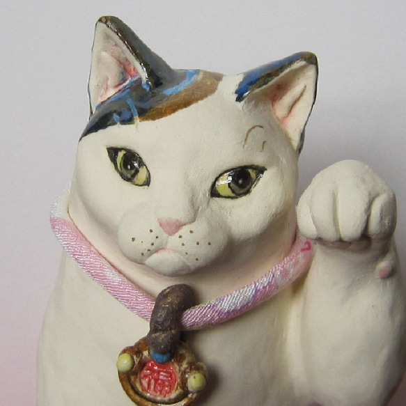 招き猫　青海波模様　1点物　陶器　縁起物　猫　置物　c14 4枚目の画像