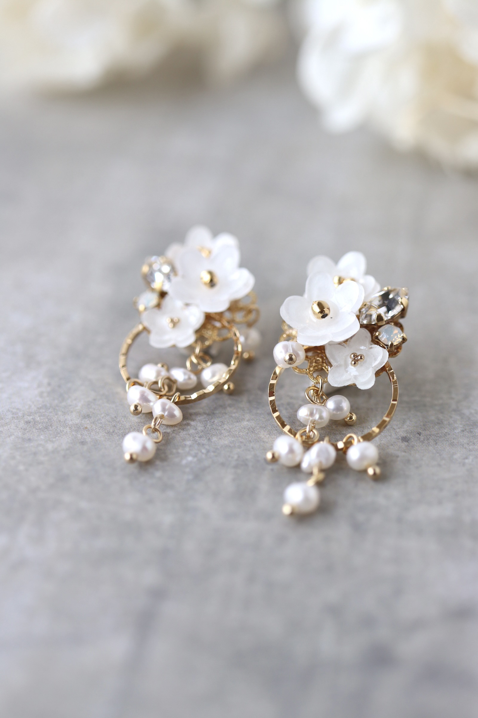 雪柳と淡水パールのピアス／イヤリング　フォーマル