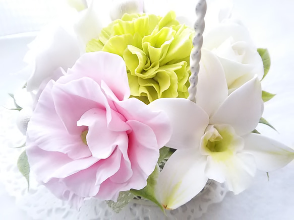 ❁ハートのアイアン型に優しい色のお花たちを詰め込んだクレイフラワーアレンジメント～花のある暮らしを～❁ 14枚目の画像