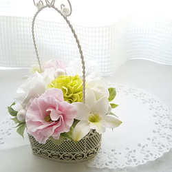 ❁ハートのアイアン型に優しい色のお花たちを詰め込んだクレイフラワーアレンジメント～花のある暮らしを～❁ 2枚目の画像