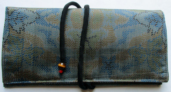 ７４５０　色大島紬の着物で作った和風財布・ポーチ#送料無料 1枚目の画像