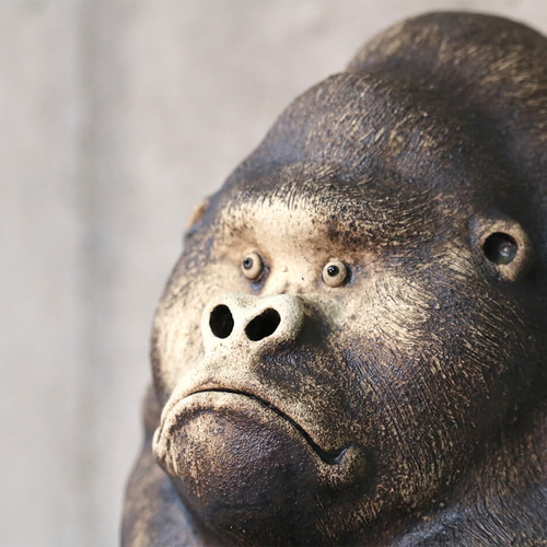 ゴリラ オブジェ陶器 淵脇克仁作 陶仁 鹿児島 インテリア デザイン