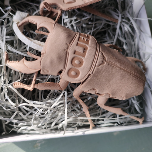 レザークワガタ【オス】 その他アクセサリー OOLJEE Leather works