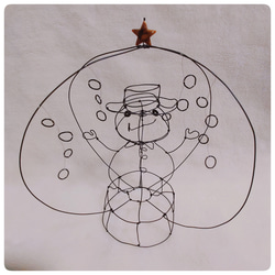 ワイヤーアート　ワイヤークラフト　スノーマンのスノードーム 5枚目の画像