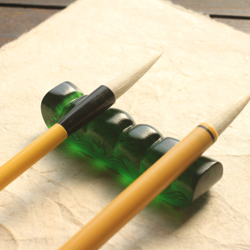 再販】ガラス製 書道具 筆置き 筆架「波うさぎ・翠」 書道 水硝舎 すい