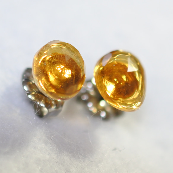 (1 件) 黃水晶耳環（自由形狀鈦柱） 第2張的照片