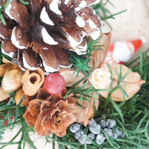 サンタさんとアンティークベルが可愛いクリスマスリース プリザーブド