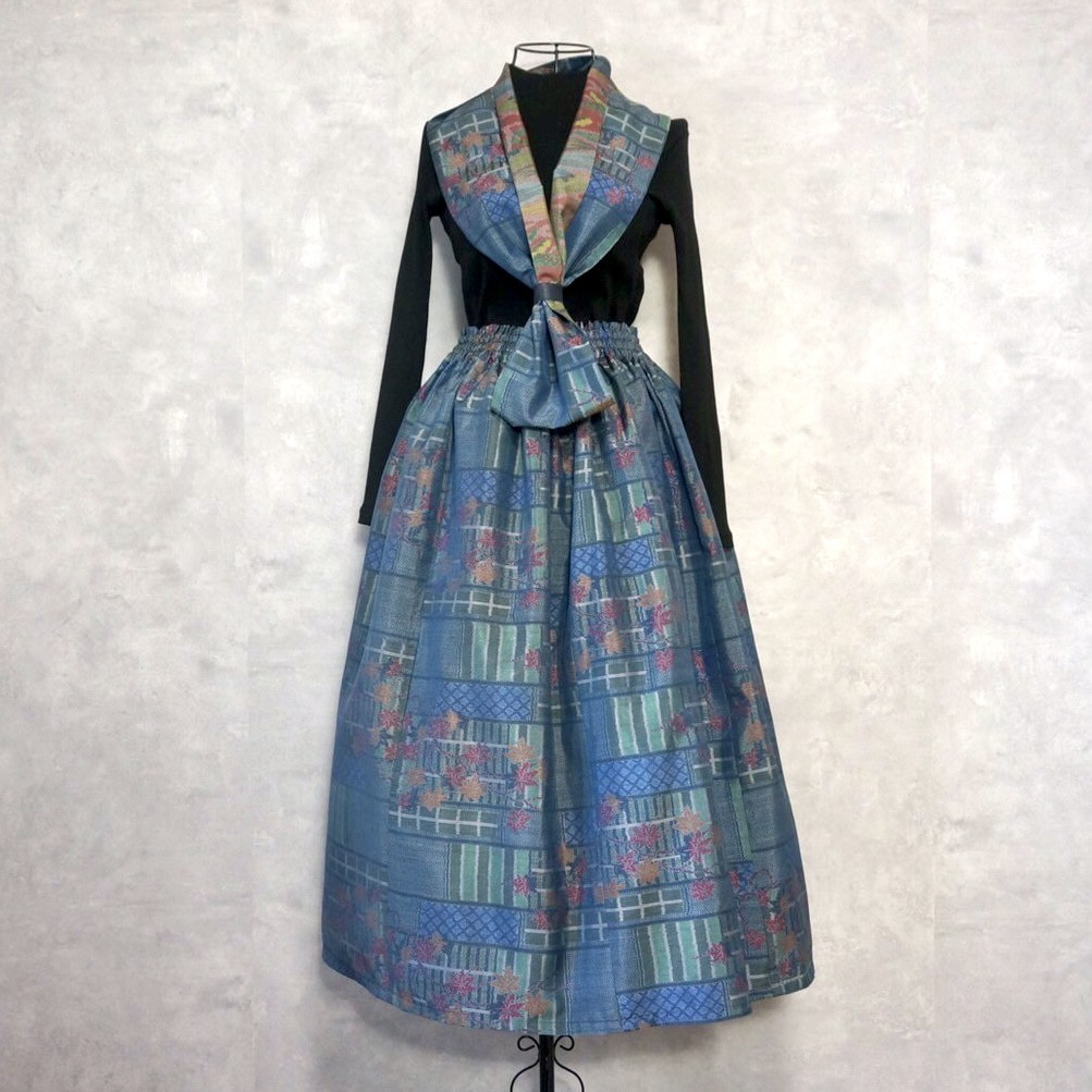 ベアトリス様使用着物リメイク大島紬ロングワンピースギャザー付き( 感謝の¥5000off＊【一点モノ】大島紬 着物リメイク ギャザー