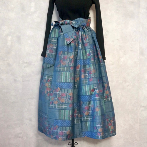 ベアトリス様使用着物リメイク大島紬ロングワンピースギャザー付き( ベアトリス様使用着物リメイク大島紬ロングワンピースギャザー