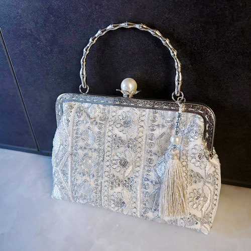 新作❤︎ホワイトシルバー1色❤︎異国情緒漂う魅惑の高級インド