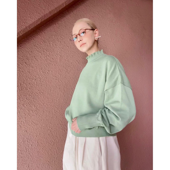 色と形にキュンとする❤️大人の可憐ニット❤️国産オリジナルプルオーバー❤️ゆったり体型カバー❤️グリーン＆ラベンダー 13枚目の画像