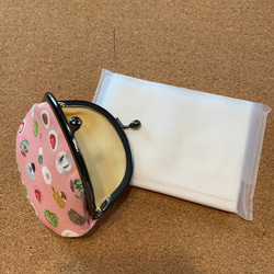 和菓子と鳥さん柄のがま口財布 3枚目の画像
