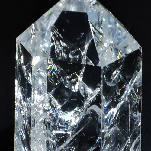 ☆虹入りレインボークリスタルポイント71g/63mm☆天然石クラック水晶