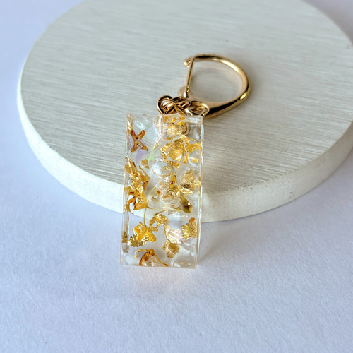 金木犀の金箔水面キーホルダー / ドライフラワー / レジン その他