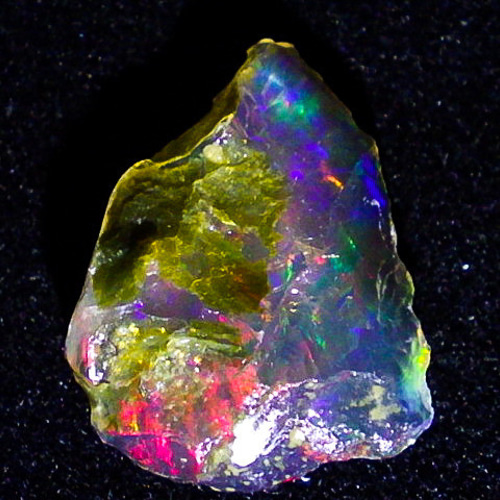 ☆セミブラックオパールの原石☆4.8ct/17.7mm☆天然石蛋白石