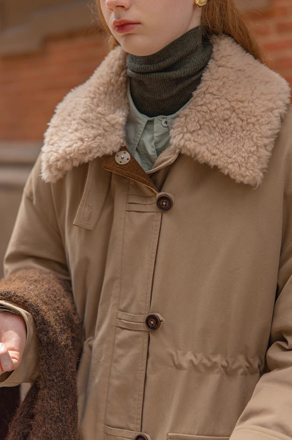 冬の暖かいダウンコート  ファー襟 9枚目の画像