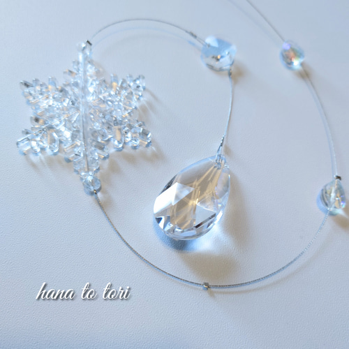 天然石　水晶と雪の結晶のサンキャッチャー 天然石水晶と雪の結晶のサンキャッチャー