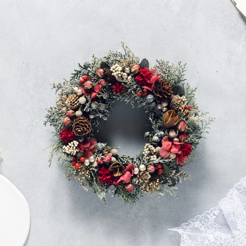 雪降るヒノキのクリスマスリース 19cm(ローズレッド) リース La