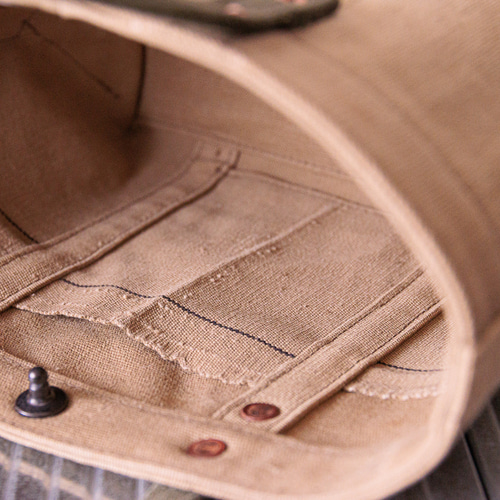 目の詰りが良く、非常に雰囲気があります。40's イギリス軍