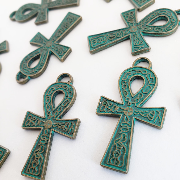 8個 十字架 アンク エジプト十字 シンボル パーツ チャーム/宗教モチーフ ゴシック 6枚目の画像